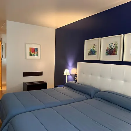 Отель Bouza Рибадео