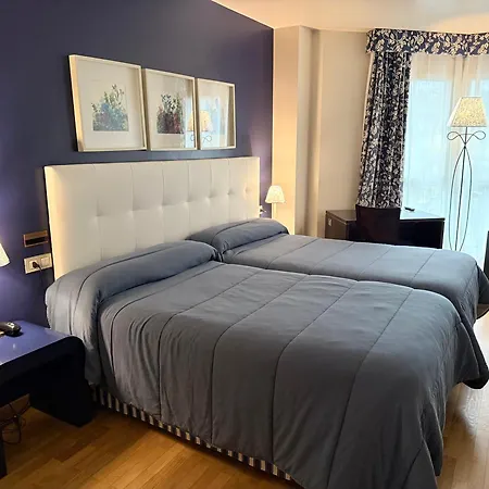 Отель Bouza Рибадео