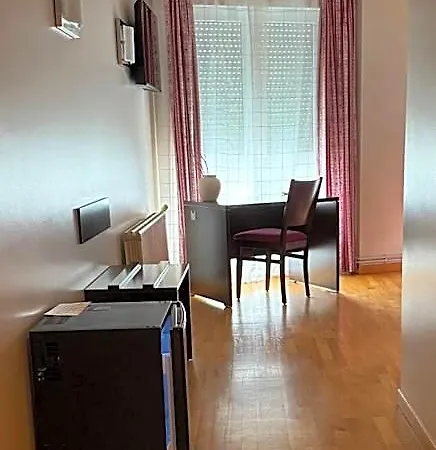 Bouza Ξενοδοχείο 2*
